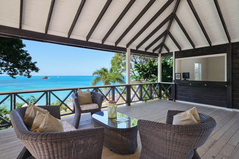 

Napoli - Jolly Harbour - Hawksbill Resort Antigua