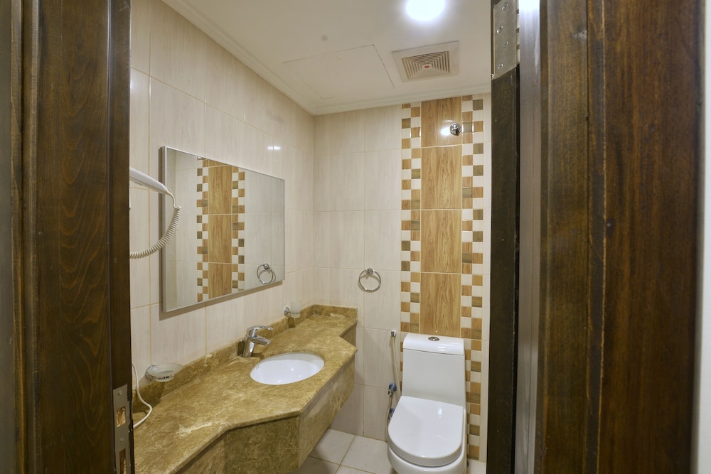 

Milano - Makkah - Zouk AlKhayal Hotel