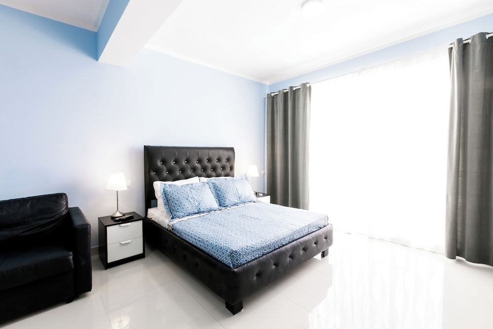 

Bologna - Bávaro - GRAND CARIBE SUITES - playa LOS CORALES
