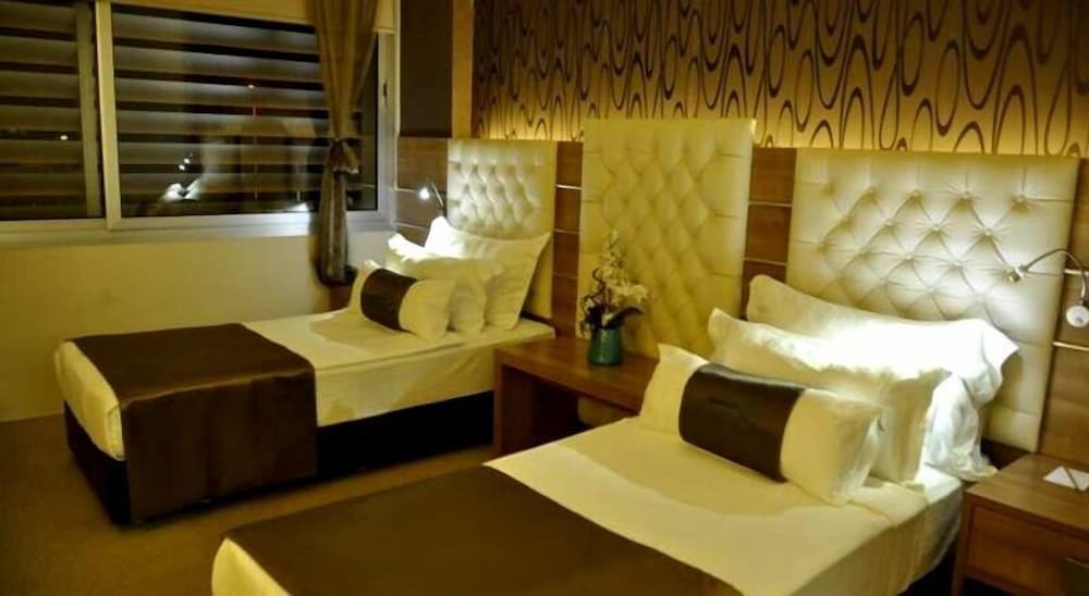 

Milano - Gaziemir - Orty Airport Hotel
