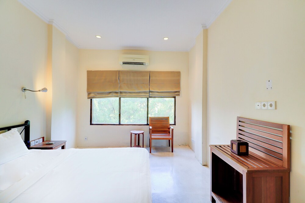 

Napoli - Bali, Indonesia - Capital O Suly Resort Ubud