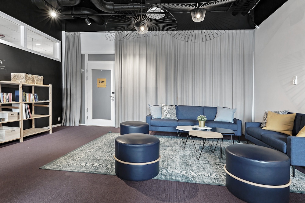 

Bologna - Täby - Forenom Hotel Kista