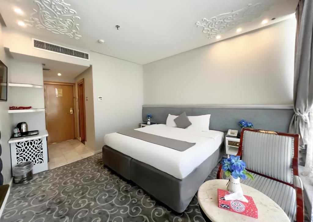

Milano - La Mecca - Montana Al Azizia Hotel