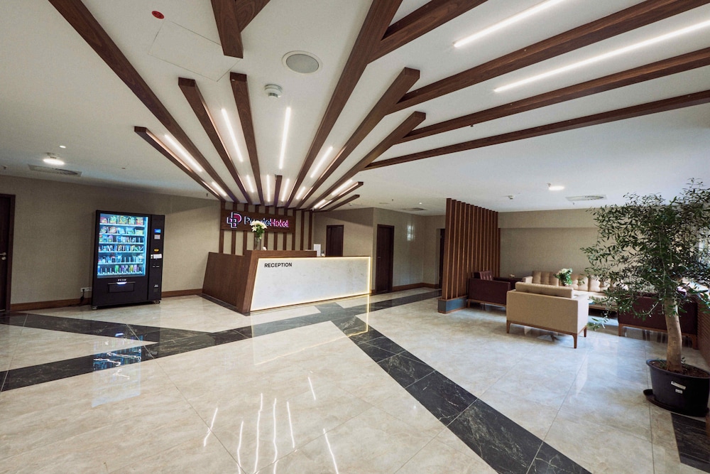 

Roma - Mainz - Puzzle Hotel Airport Frankfurt