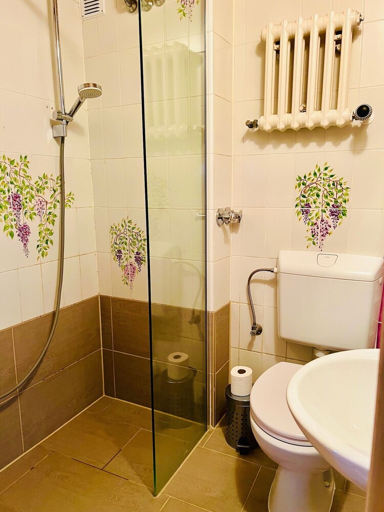 

Milano - Schönefeld - Hotel Nest