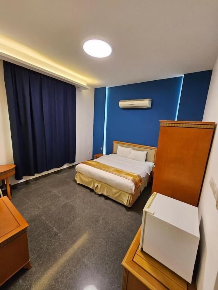 

Milano - Sarūq - Safeer International Hotel
