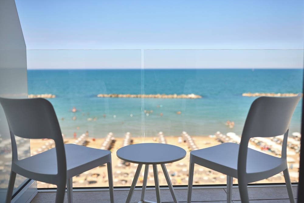 

Catania - Pesaro - Hotel delle Nazioni