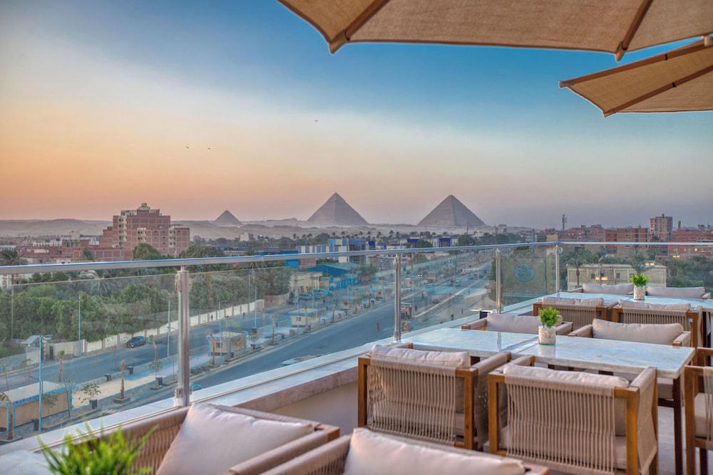 

Milano - Giza - Mazar Pyramids Hotel