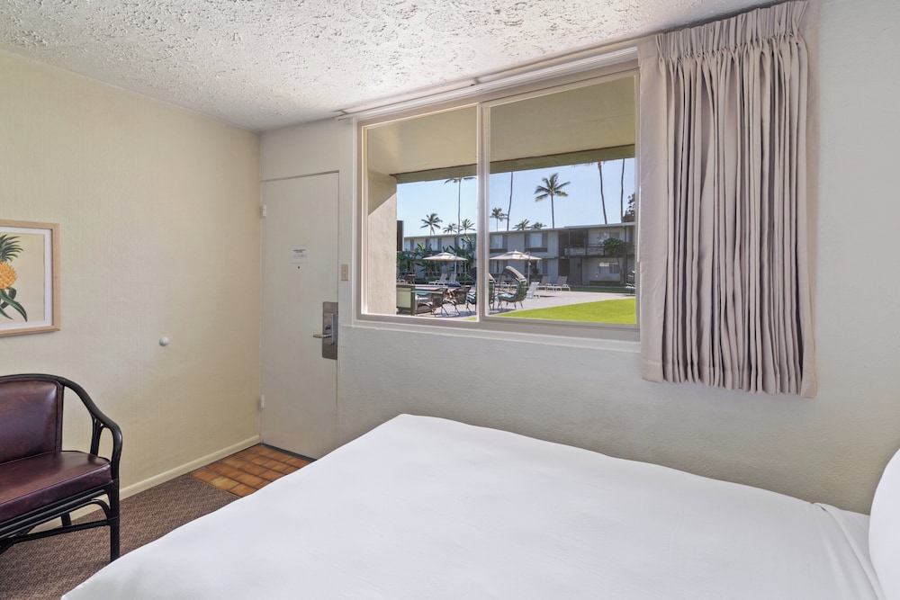

Roma - Wailuku - Maui Seaside Hotel