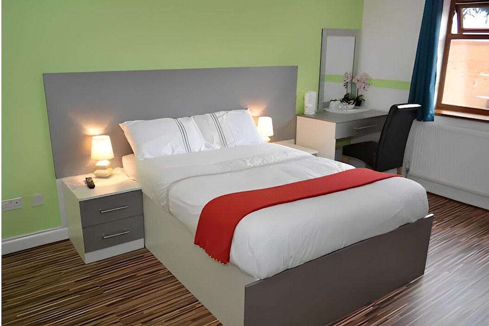 

Venezia - Hayes - Heathrow Travellers Hub