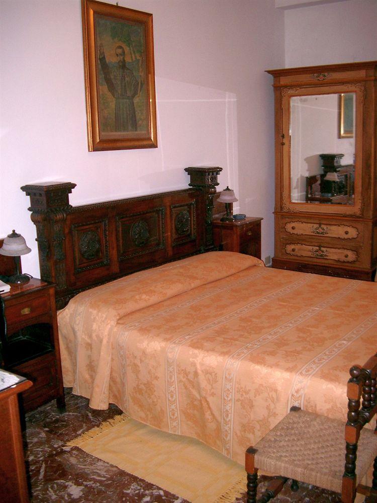 

Ancona - Giardini Naxos - Hotel La Riva