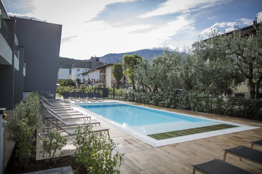 

Napoli - Lago di Garda, Laghi Italia - Riva Lake Lodge