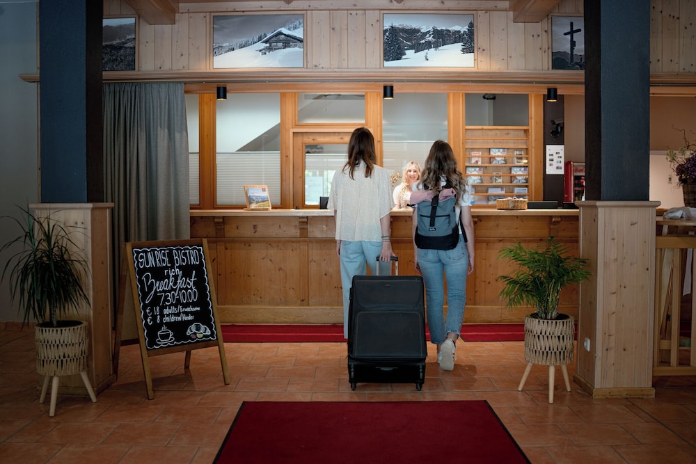 

Bologna - Saalbach - AlpenParks Apartment & Ferienresort Rehrenberg Viehhofen
