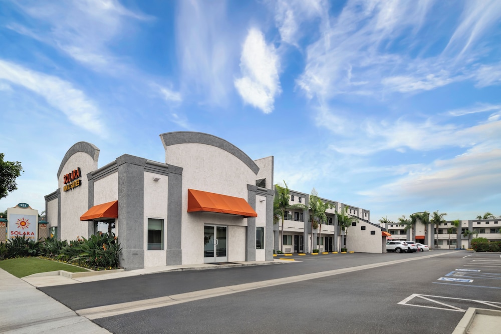 

Roma - Garden Grove - Solara Inn and Suites