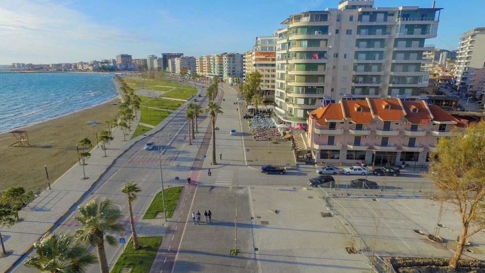 

Bari - Valona - Hotel Primavera Vlore