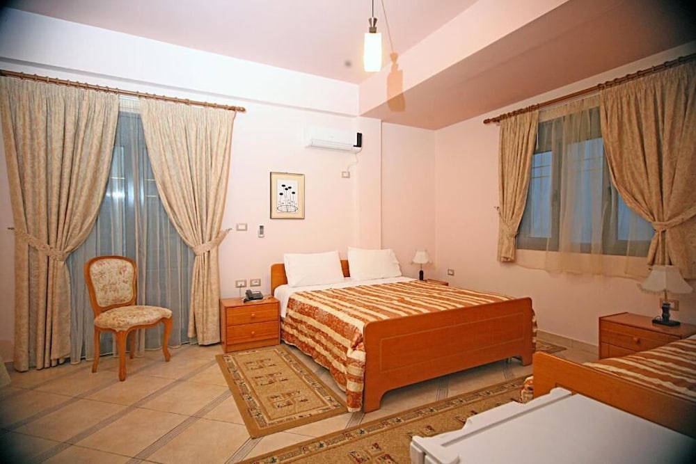 

Pisa - Valona - Hotel Primavera Vlore