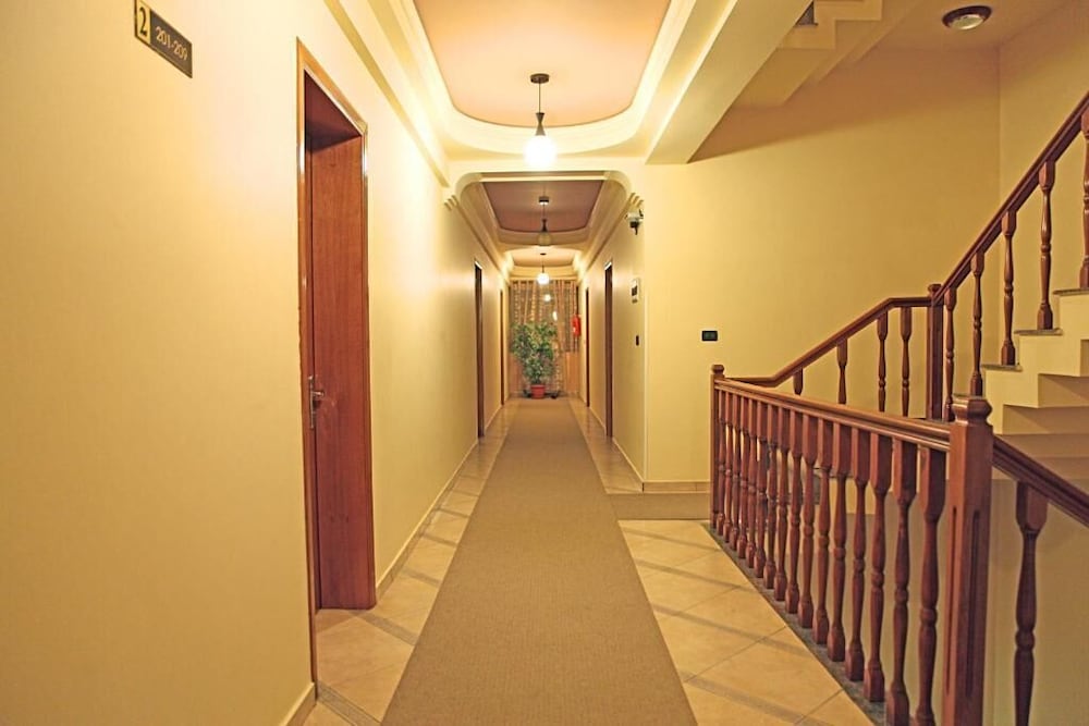 

Milano - Valona - Hotel Primavera Vlore