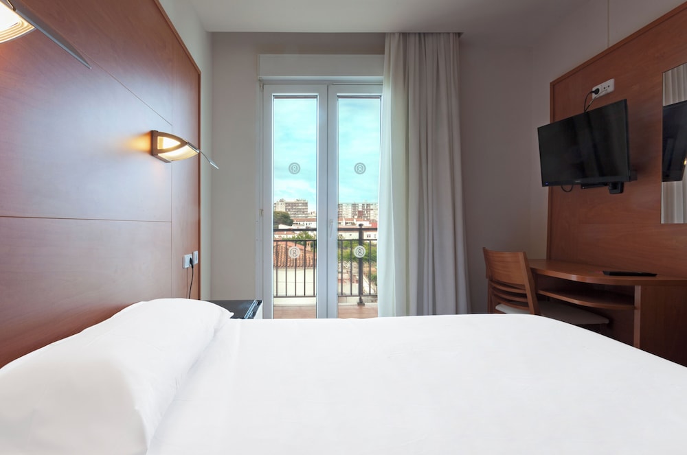

Bologna - Blanes - Hotel Horitzó by Pierre & Vacances