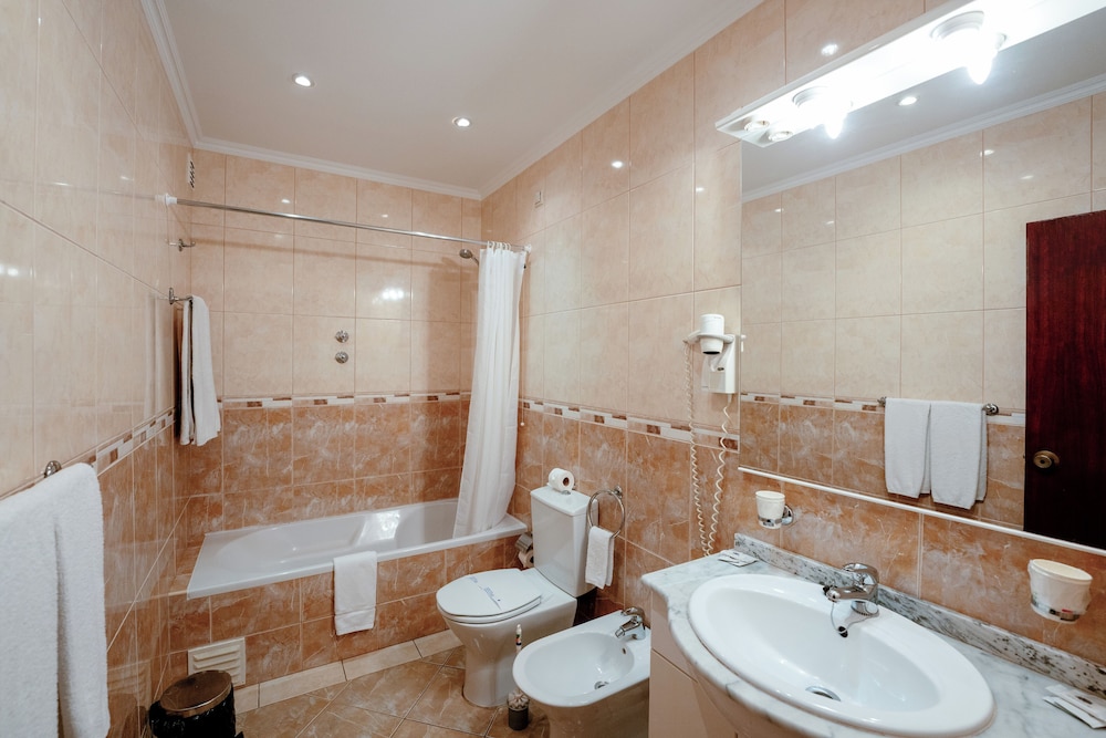

Catania - Carvoeiro - Hotel Avenida Praia
