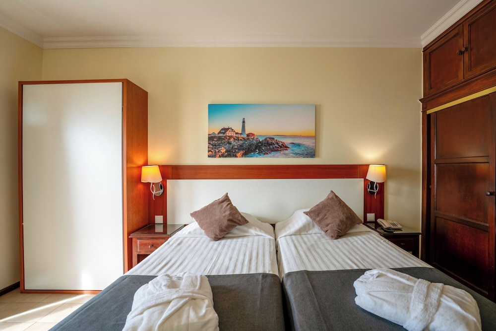 

Milano - Carvoeiro - Hotel Avenida Praia