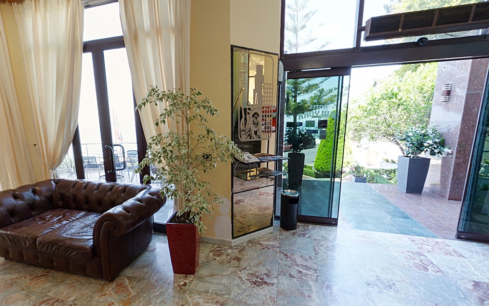 

Bologna - Costa albanese - Hotel New York