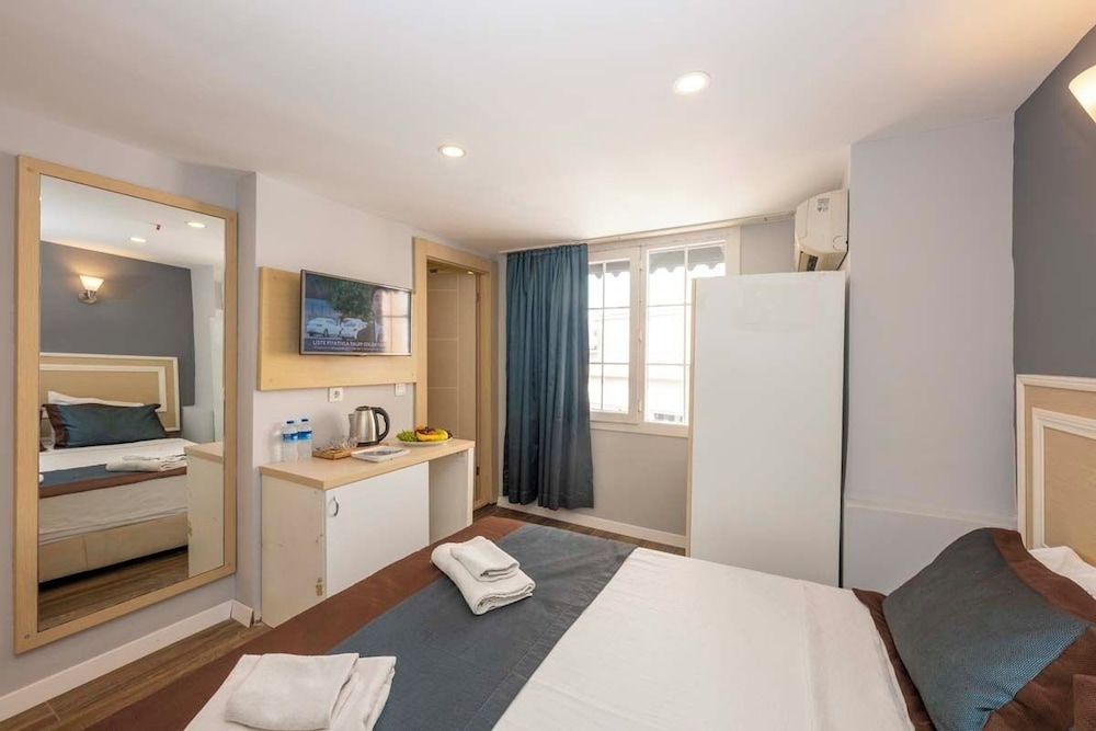 

Roma - Lara - Legend Tulip Hotel