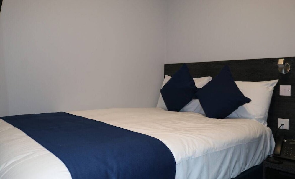 

Roma - Ilford - Blue Sapphire Hotel