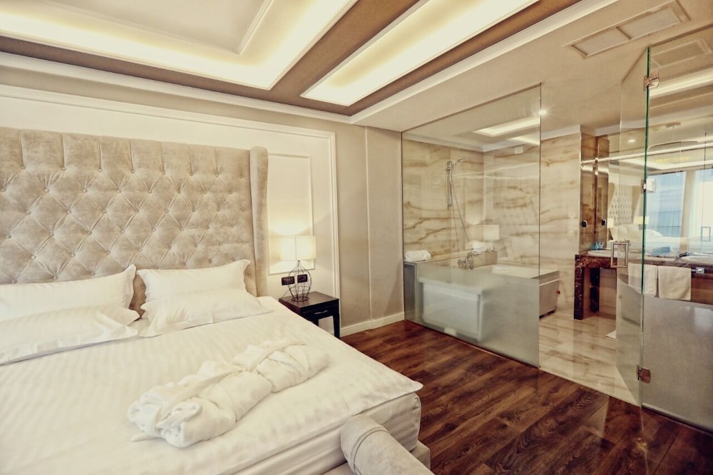 

Pescara - Qerret - Premium Beach Hotel
