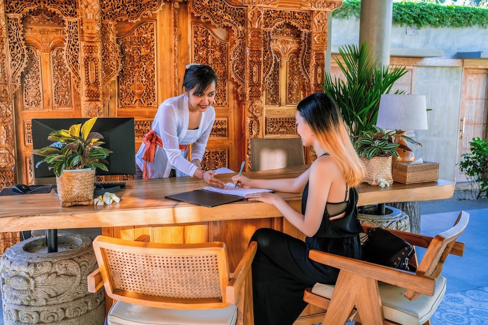 

Milano - Penatih - Kahayana Suites Ubud
