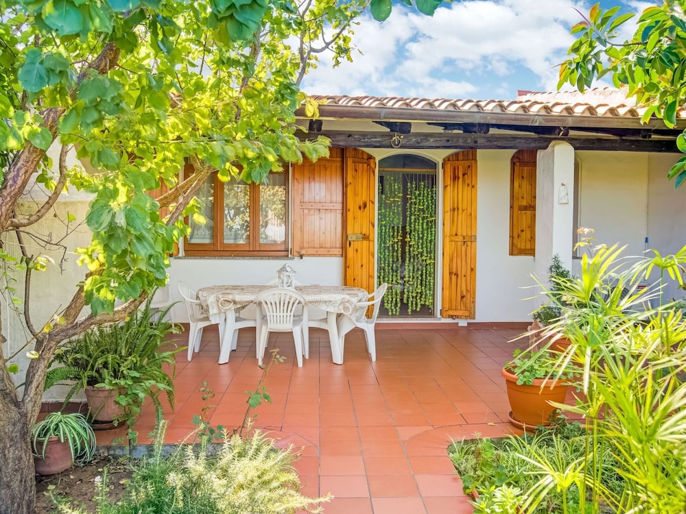 

Milano - Sardegna, Mare Italia - Cozy Sardinian Villa with Garden