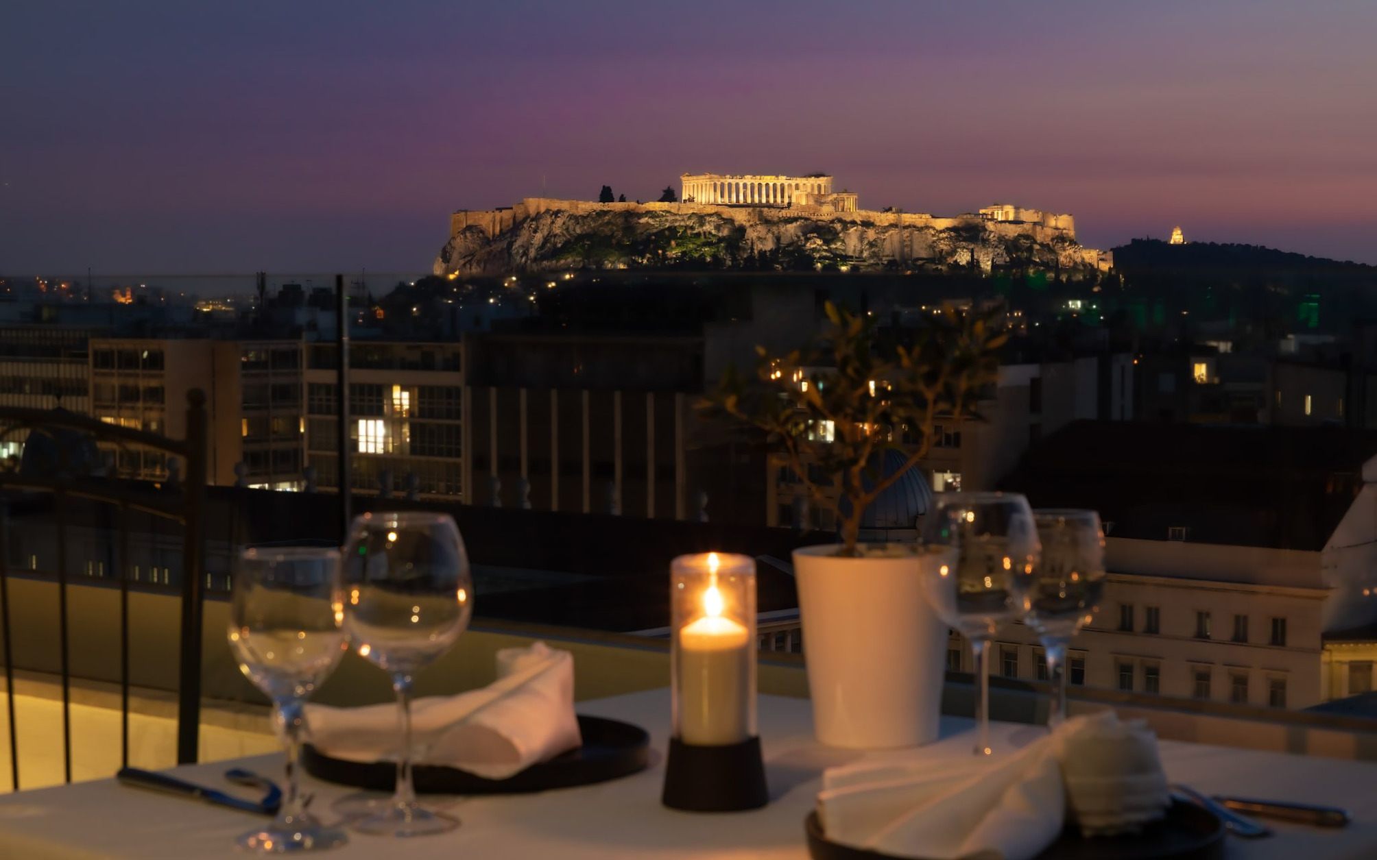 

Firenze - Pireo - Titania Hotel