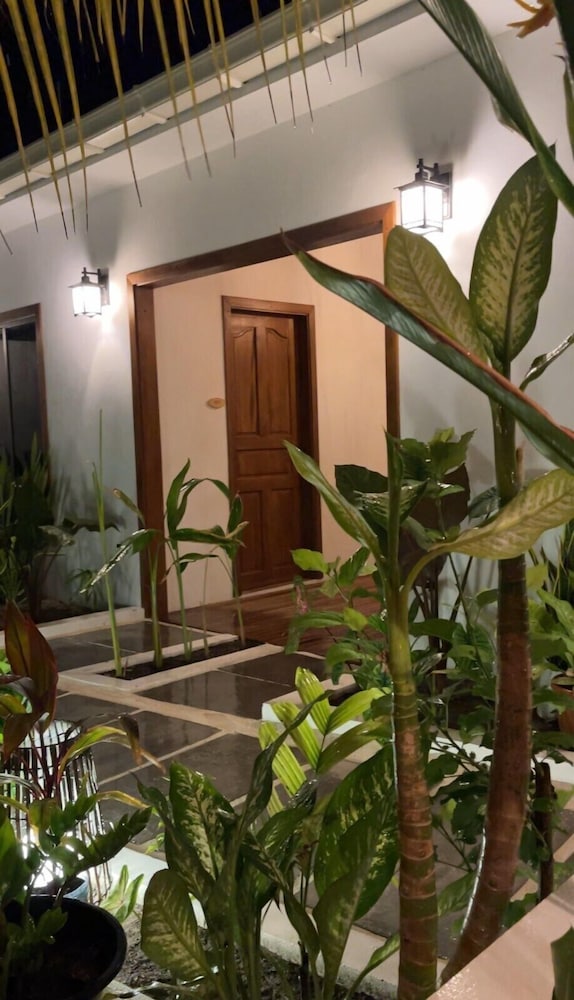 

Bologna - Isola di Dhangethi - Oasis Dhigurah