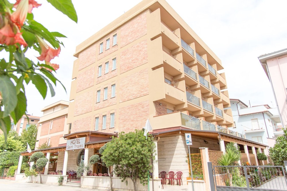 

Roma - Abruzzo e Marche - Hotel Saint Tropez - Pineto