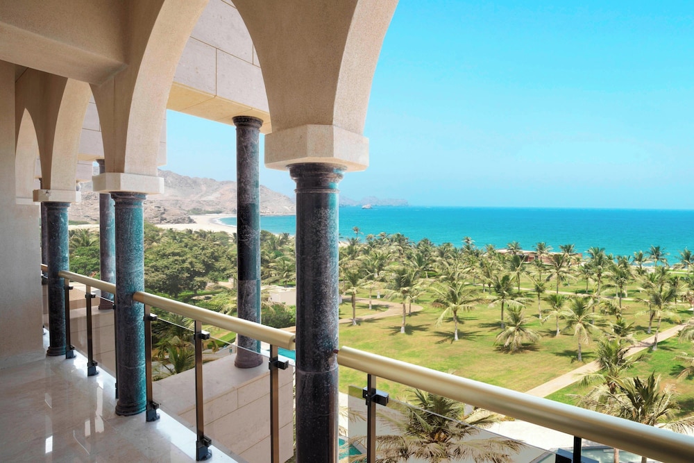 

Roma - Wādī Kabīr - Al Bustan Palace, a Ritz-Carlton Hotel