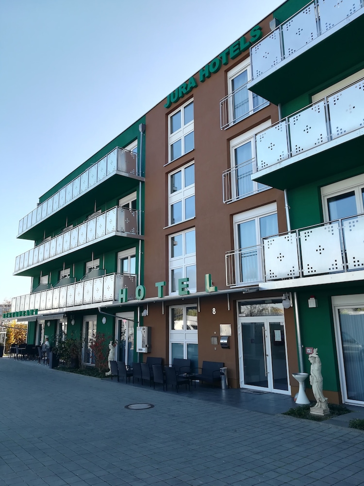 

Napoli - Norimberga - Jura Hotel