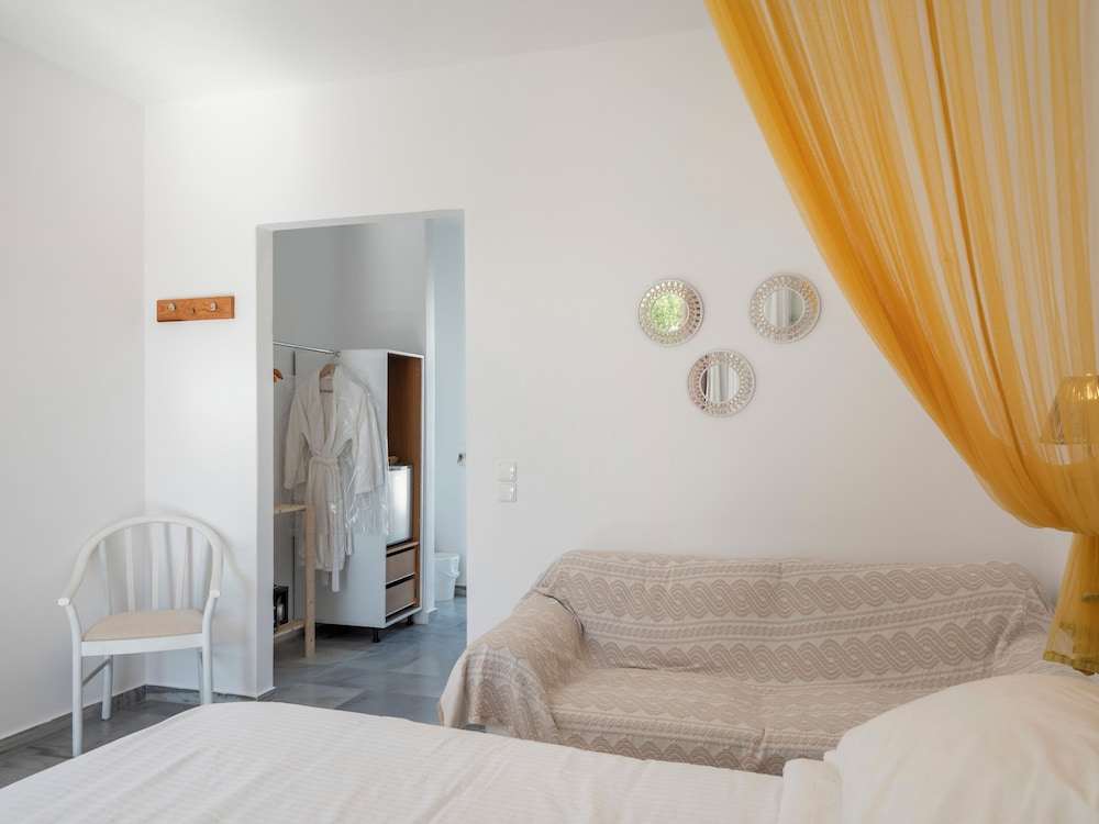 

Milano - Aliki (Paros) - Parosland Hotel