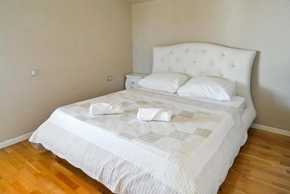 

Bologna - Stara Novalja - Kristal Paris Resort