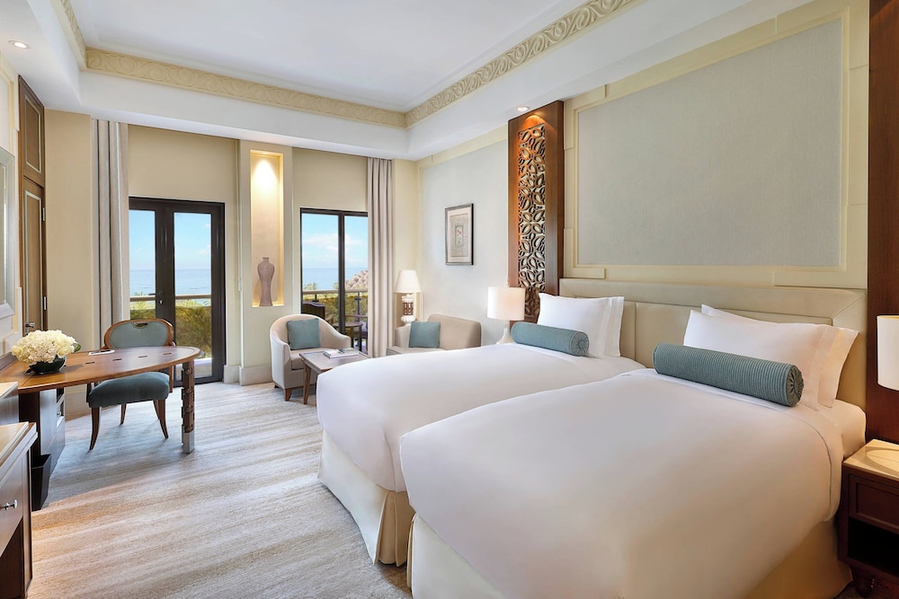 

Roma - Wādī Kabīr - Al Bustan Palace, a Ritz-Carlton Hotel