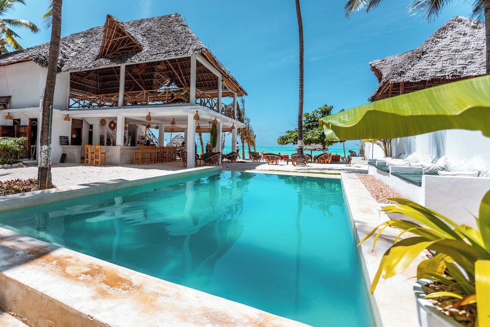 

Bologna - Bwejuu - Maisha Matamu Beach Hotel Paje