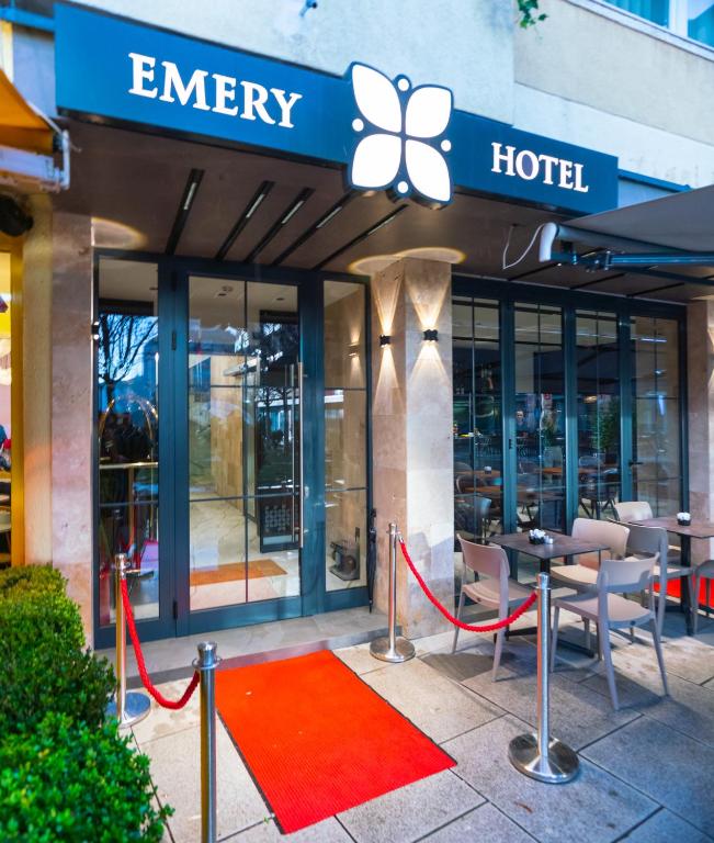 

Milano - Pristina - Emery Hotel