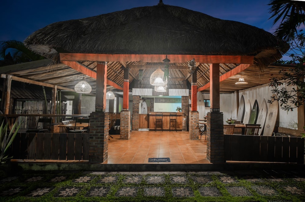 

Milano - Uluwatu - Olo Surf Nature