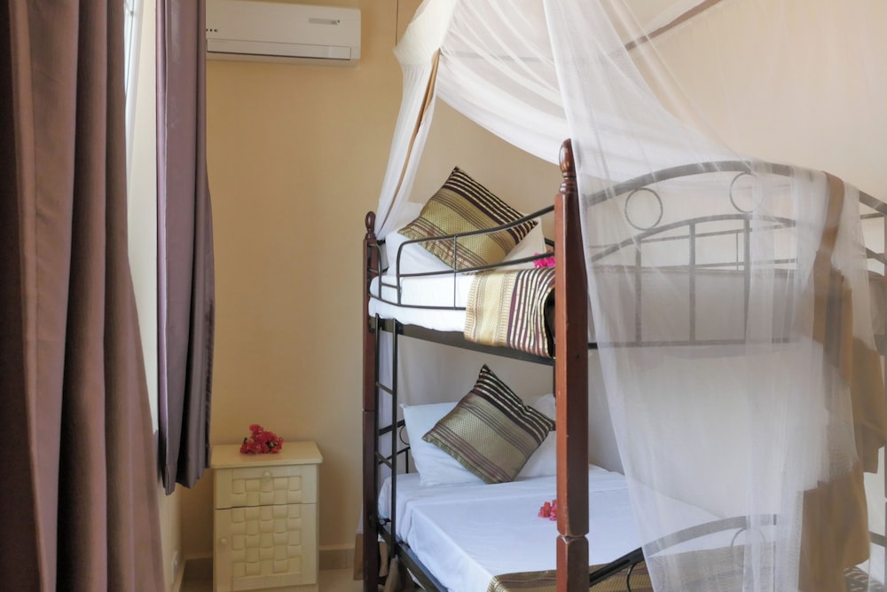 

Milano - Makunduchi - Beautiful Secluded 8 bedroom Beach Villa with Pool