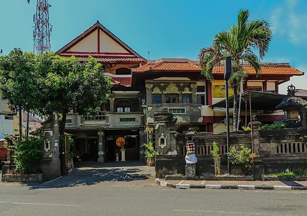

Verona - Canggu - Hotel Candra Adigraha