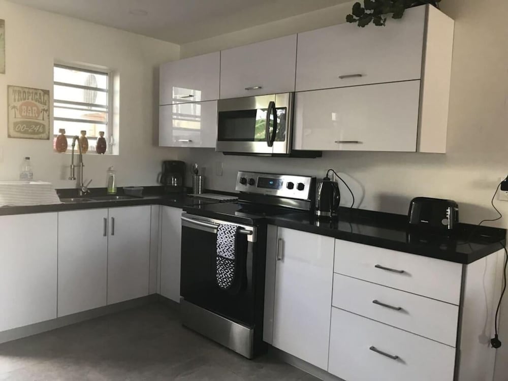 

Milano - Jolly Harbour