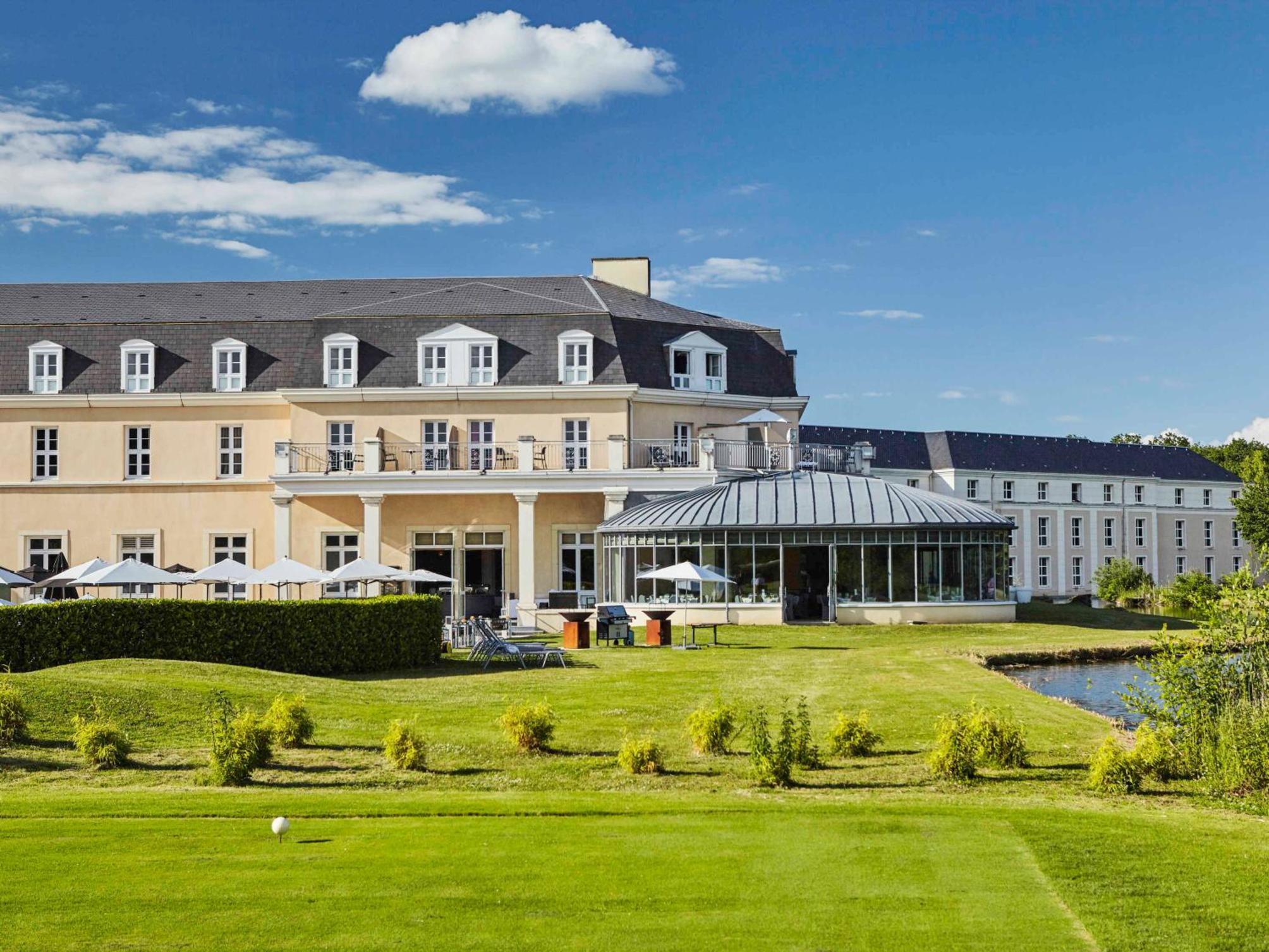 

Milano - Vineuil-Saint-Firmin - Mercure Chantilly Resort & Conventions