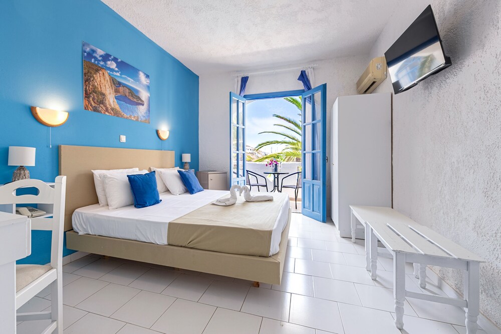 

Napoli - Foiníkion - Bluu Bahari Hotel