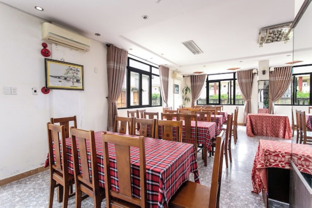 

Roma - Hoi An - Cua Dai Beach Hotel