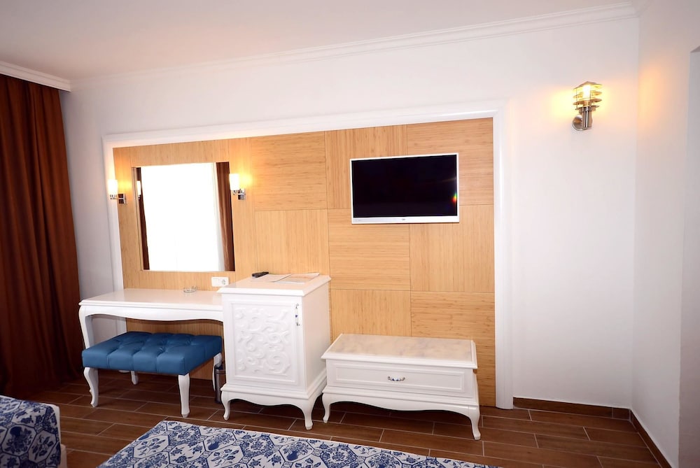

Milano - Turkler - Eftalia Village Hotel - All Inclusive
