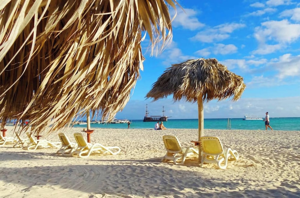 

Catania - Bávaro - SOL CARIBE SUITES playa LOS CORALES