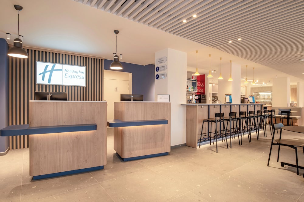 

Roma - Gent - Holiday Inn Express & Suites Ghent